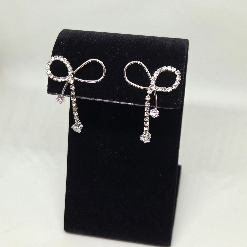 Silver Bow Drop Earring